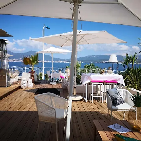 A Casa Bianca Porticcio (Corsica)